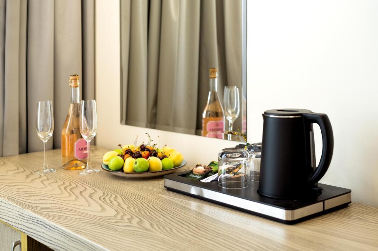 Sphera By Stellar Hotels, Yerevan Bagian luar foto